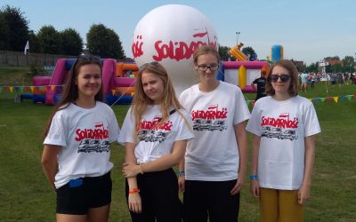 Udział XI LO w wolontariacie na Festynie Rodzinnym Solidarności
