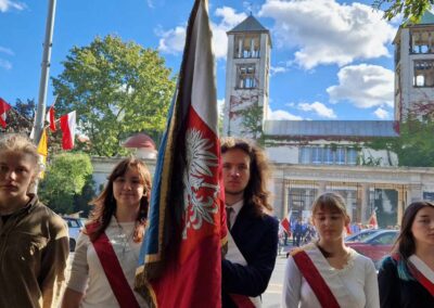 Uczniowie Jedenastki na obchodach 85 rocznicy powstania Polskiego Państwa Podziemnego