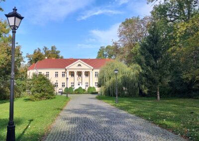 Jedna już tylko jest kraina taka…